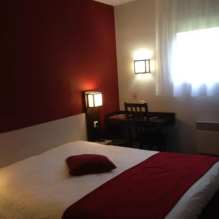 Initial By Balladins Amiens / ホテル 2*