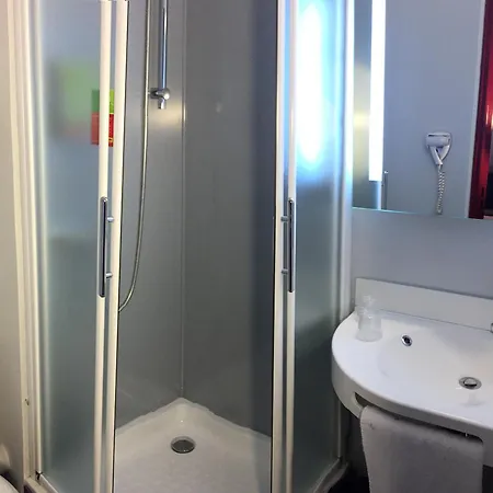 Initial By Balladins Amiens / 2* ロンゴー