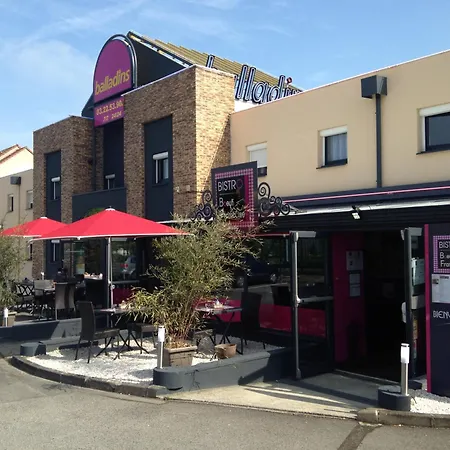 Initial By Balladins Amiens / 2* ロンゴー