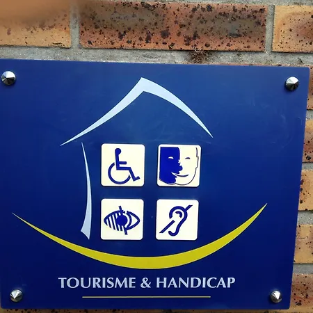 Initial By Balladins Amiens / ホテル