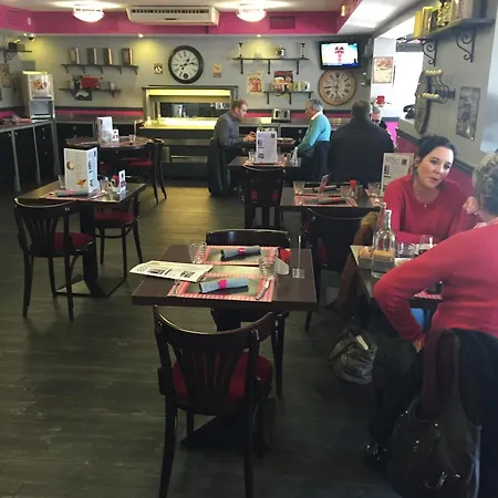 Initial By Balladins Amiens / ホテル