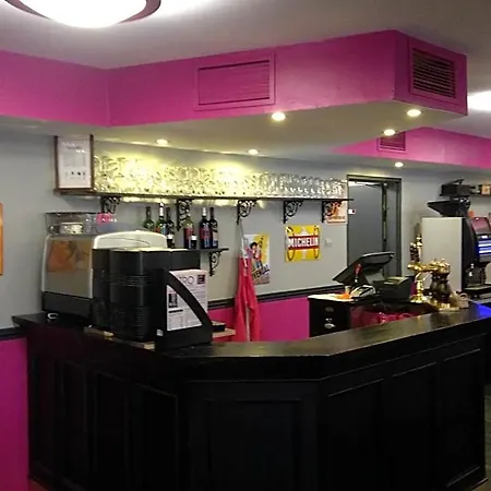 Hotel Initial By Balladins Amiens / 2*