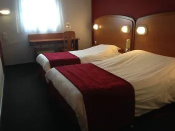 Initial By Balladins Amiens / ホテル